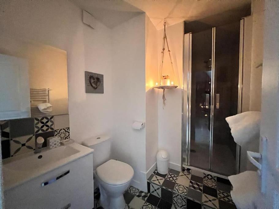 Suite Romance - Jacuzzi Moret-sur-Loing Exterior foto
